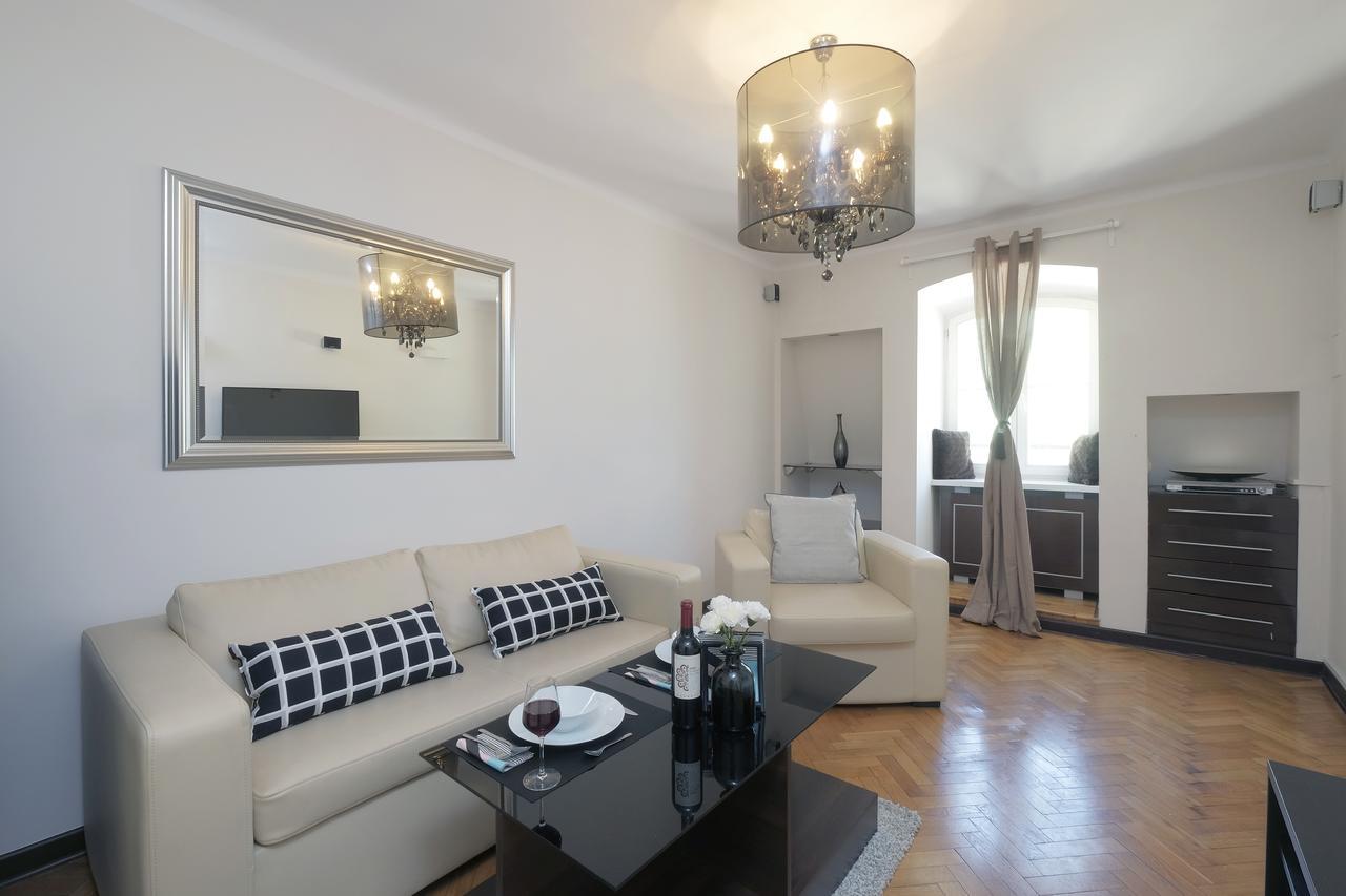Apartments Old Town 2 Warsaw By Renters Buitenkant foto